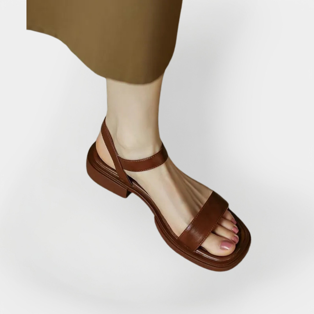 Leren Sandalen met Lage Hak