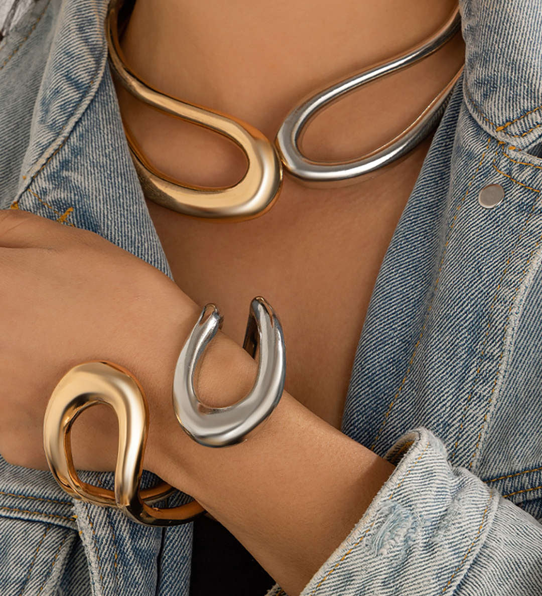 Snijd Asymmetrische Armband