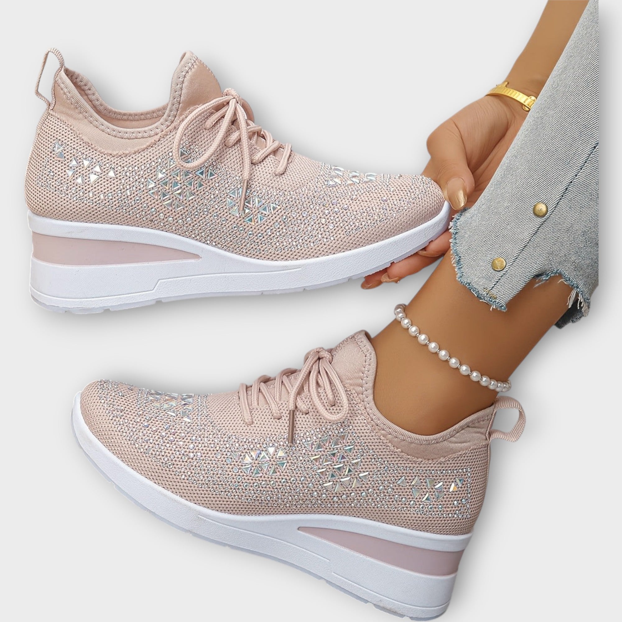 Sportschoenen met een modern ontwerp